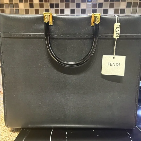 Fendi Black and Gold Fendace Bag - Picture 3 of 6